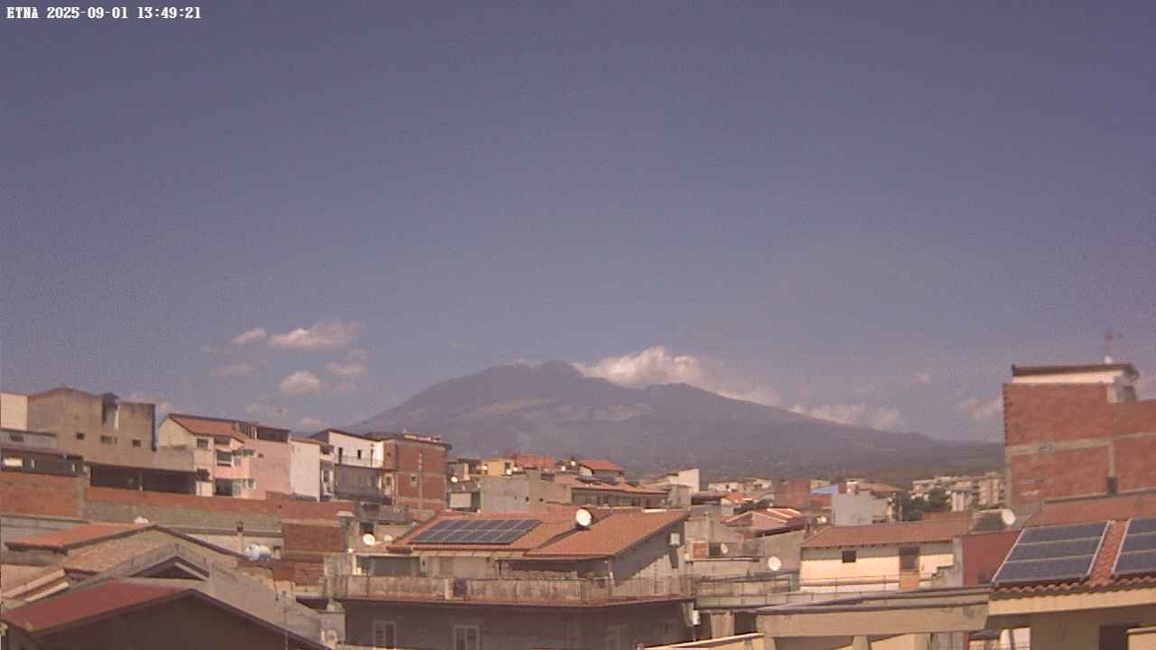 immagine della webcam nei dintorni di Camporotondo Etneo: webcam Paternò