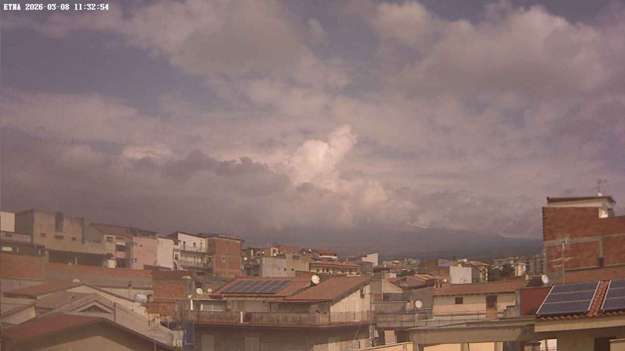 immagine della webcam nei dintorni di Aci Castello: webcam Paternò