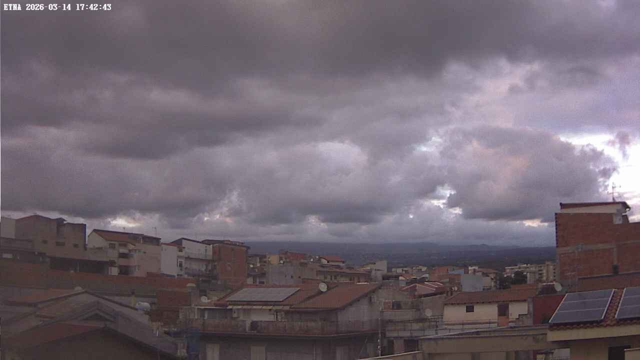 immagine della webcam nei dintorni di Catania Fontanarossa: webcam Paternò