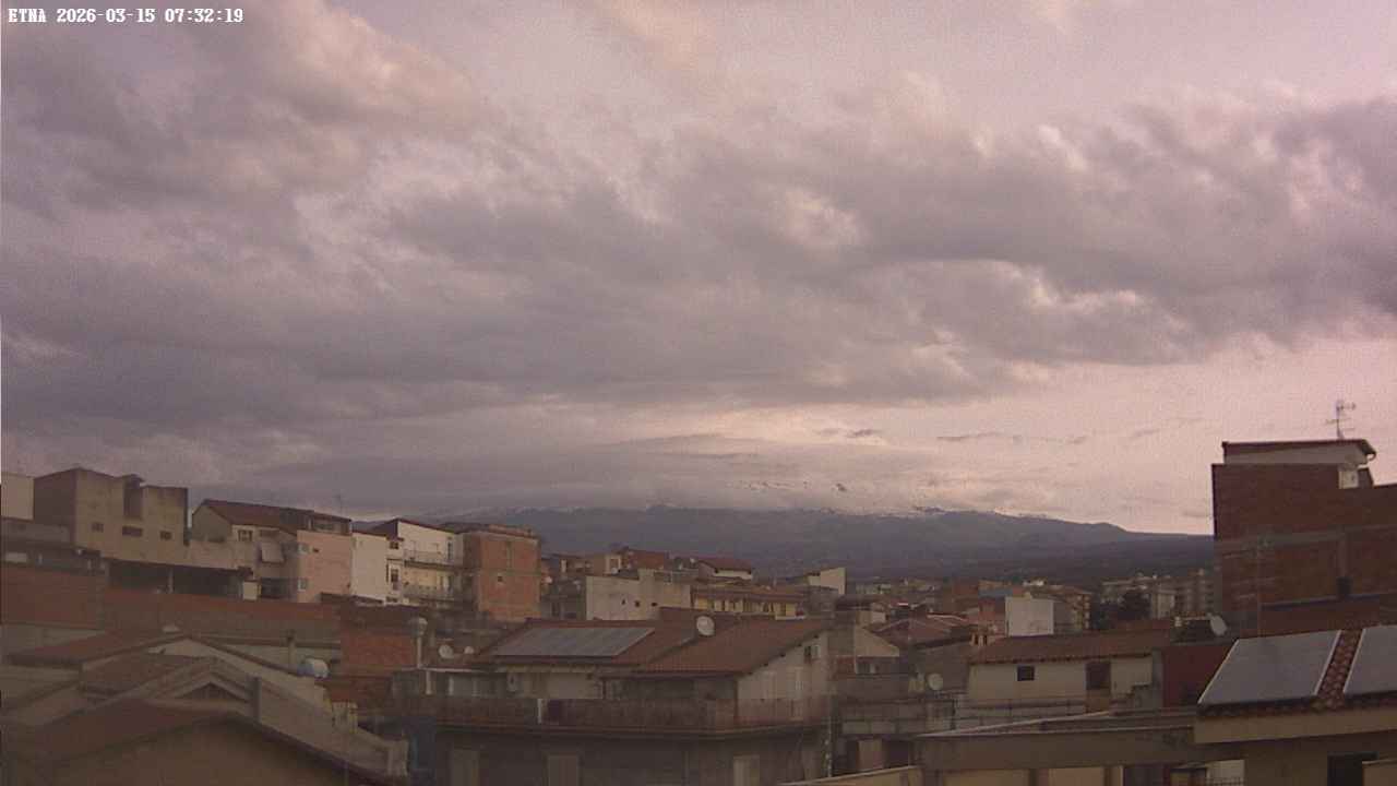 immagine della webcam nei dintorni di Etna: webcam Paternò