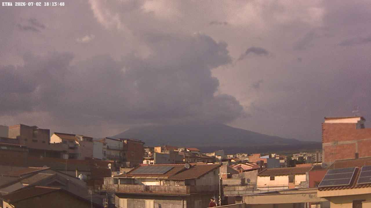 immagine della webcam nei dintorni di Camporotondo Etneo: webcam Paternò